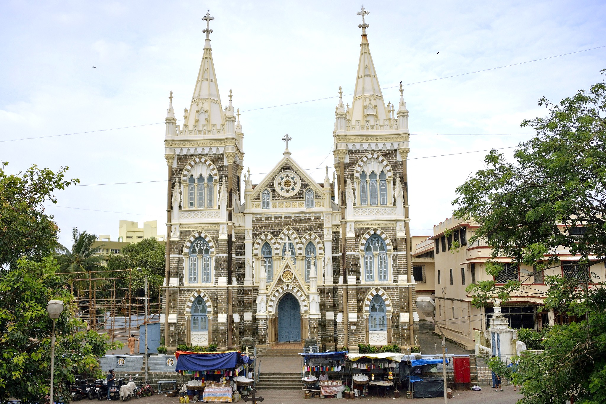 Bandstand Promenade & Mount Mary Church, Mumbai