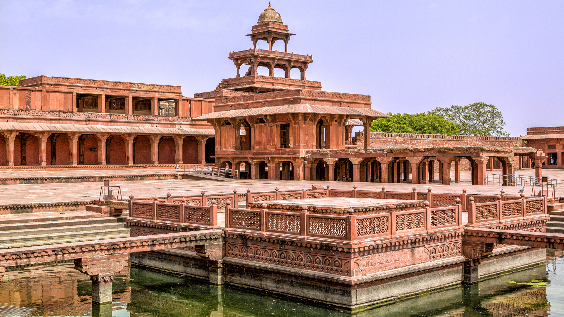 Fatehpur Sikri - heritage sites in UP