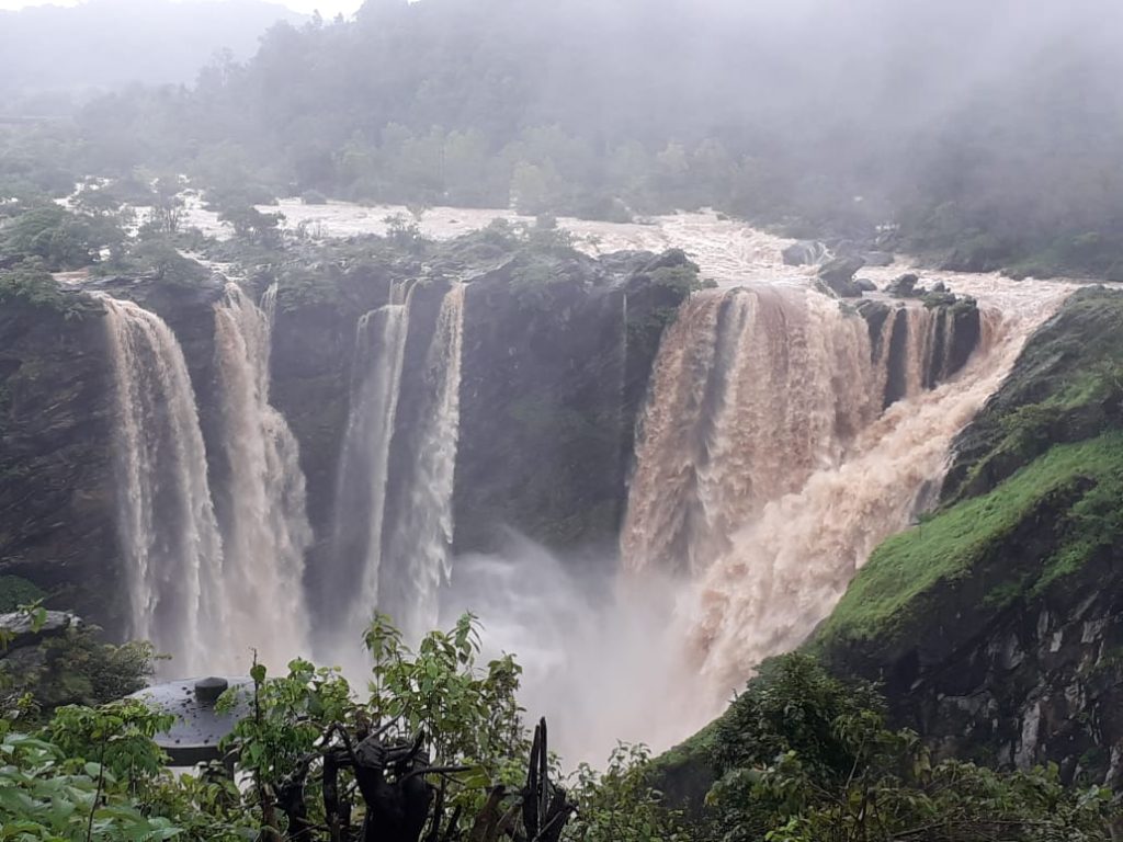 10 Best Waterfall And Places To Visit Around Shimoga Tourist   Jog Falls 1024x768 