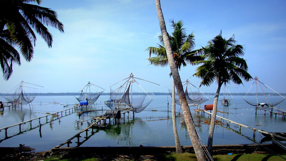 nearby places to visit kochi