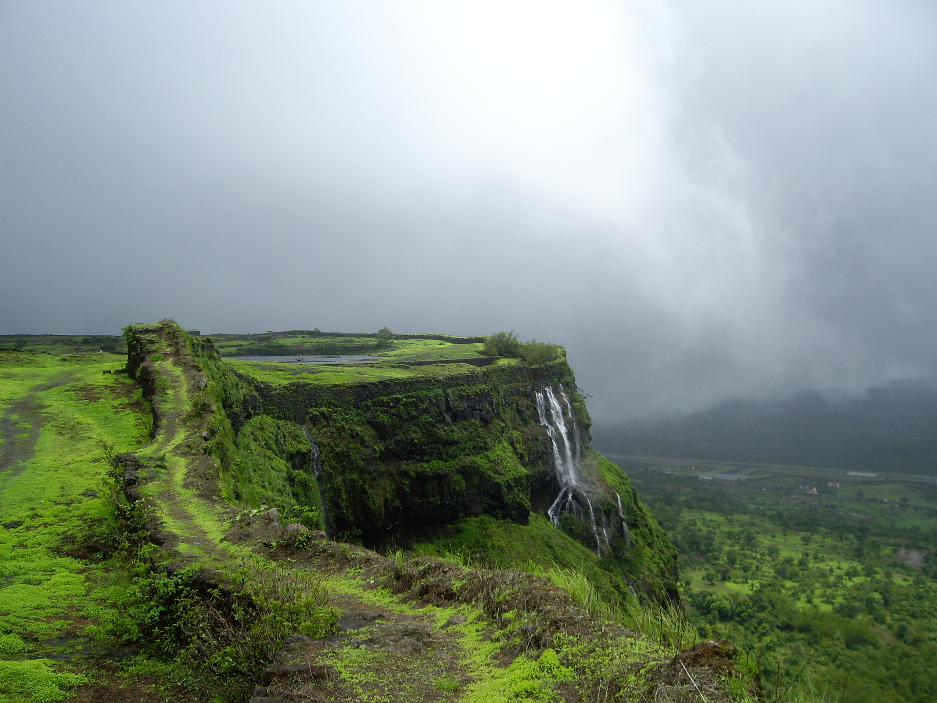 Road Trips to The Glorious Hill stations near Mumbai - 8 Best Hill ...