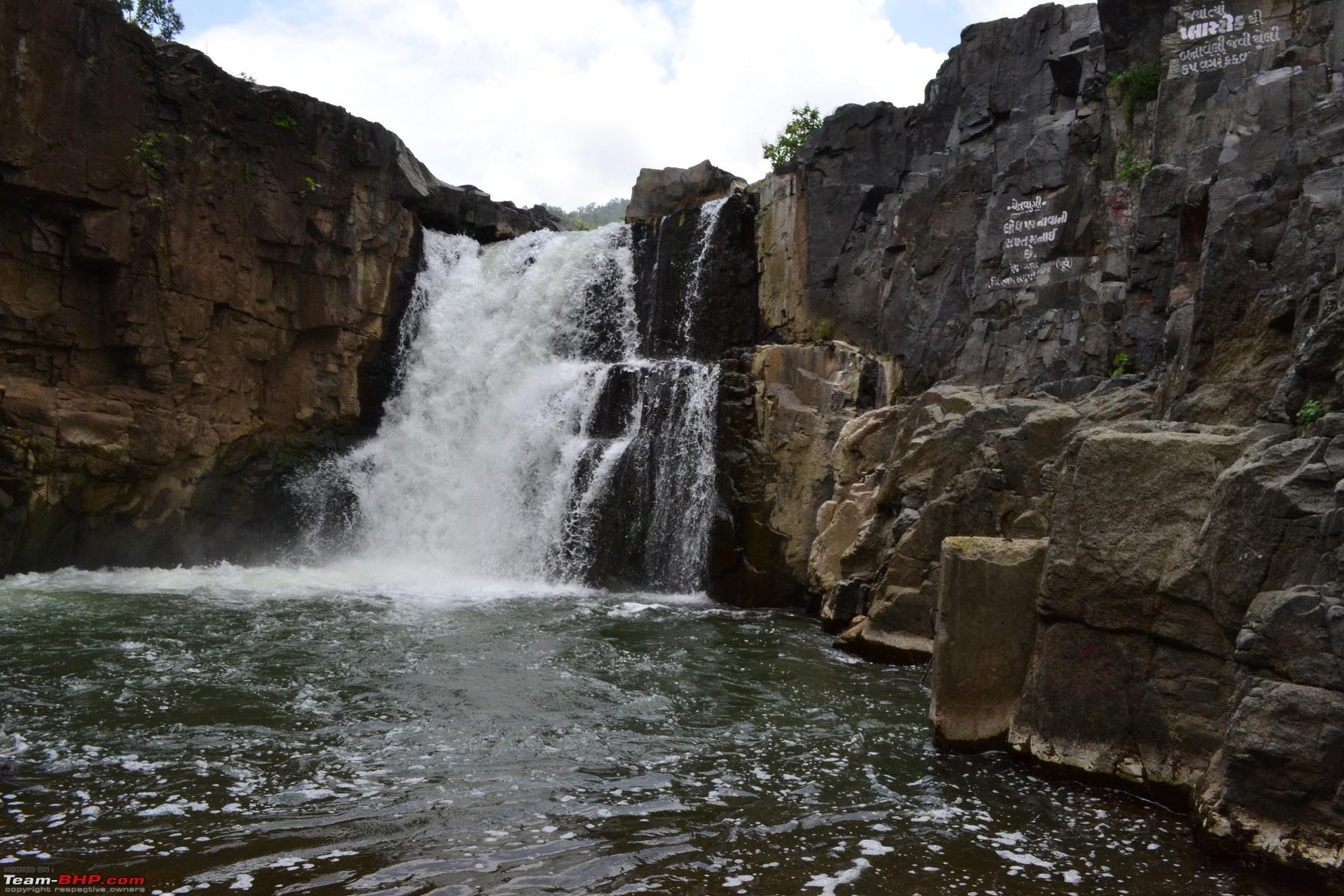 Zarwani Waterfall