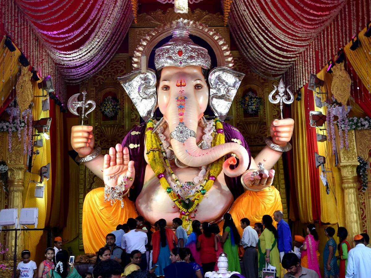 mumbai ganesh festival images