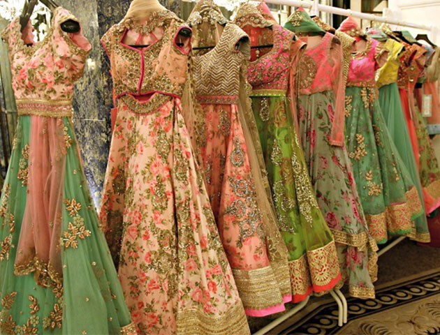 Wholesaler And Supplier Of Indian Women Clothing In Surat