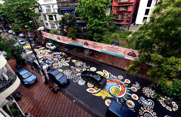 Meandering through the roads during durga puja