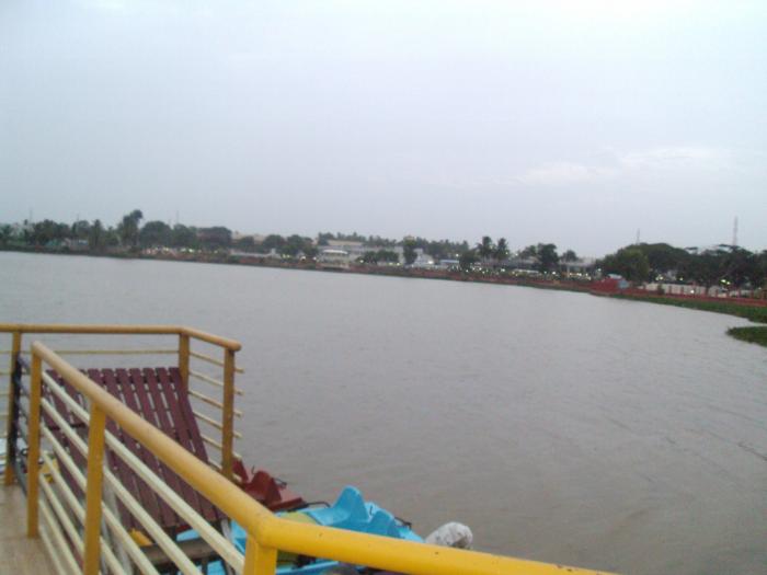 Unkal Lake