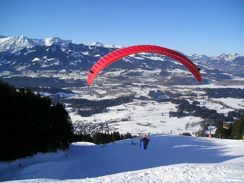 paragliding in shimla