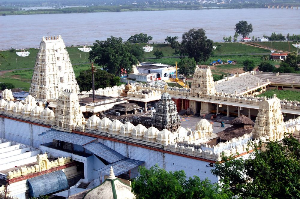 tourist places near vijayawada within 50 kms