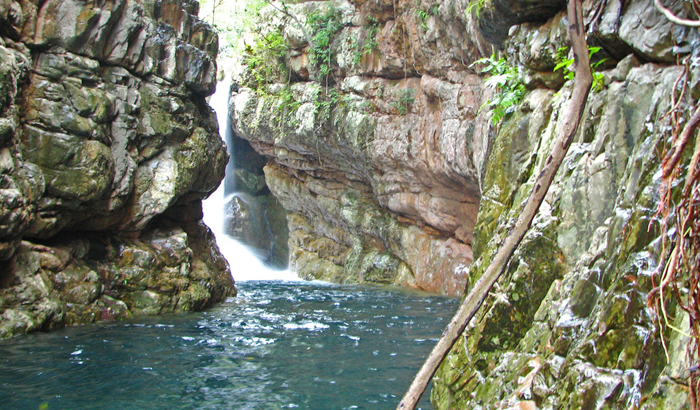 captivating view of the Ubbalamadugu Falls