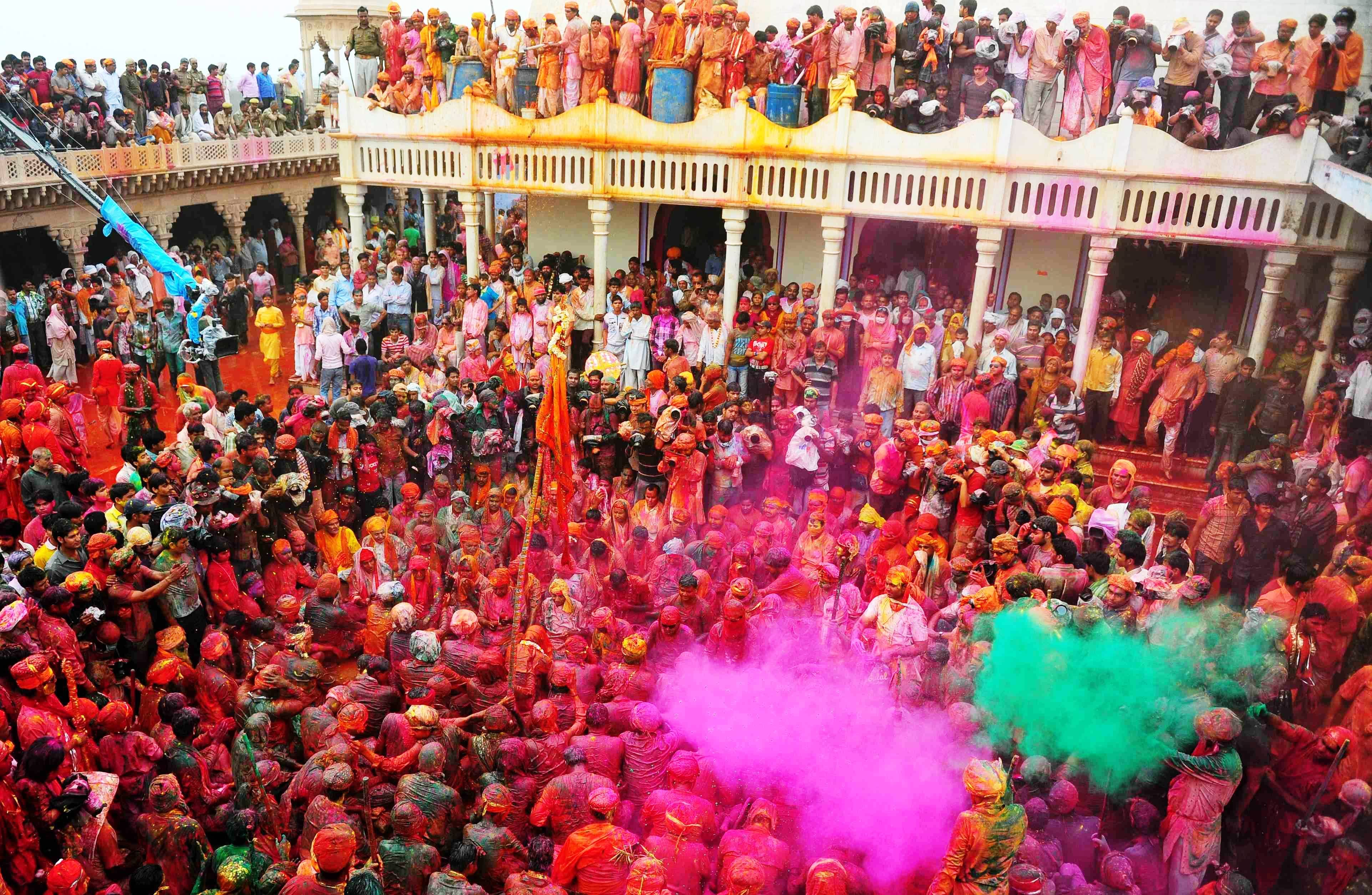 Holi celebrations in Barsana