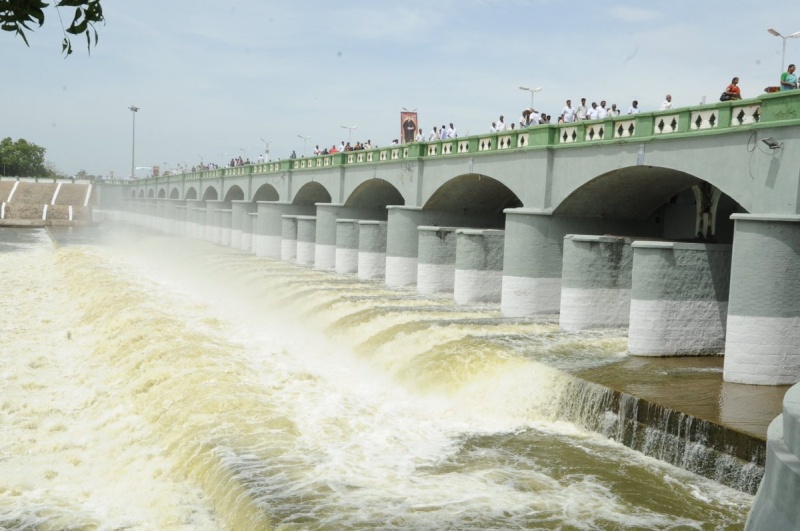 Kallanai Dam