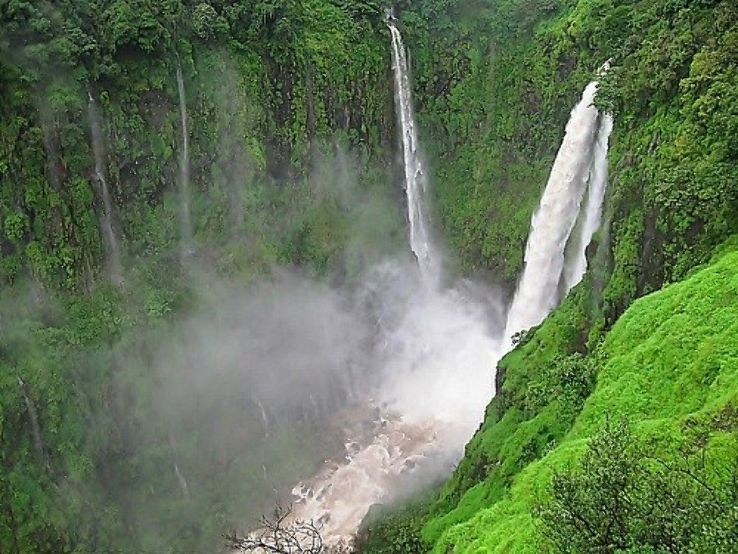 Kune Waterfall