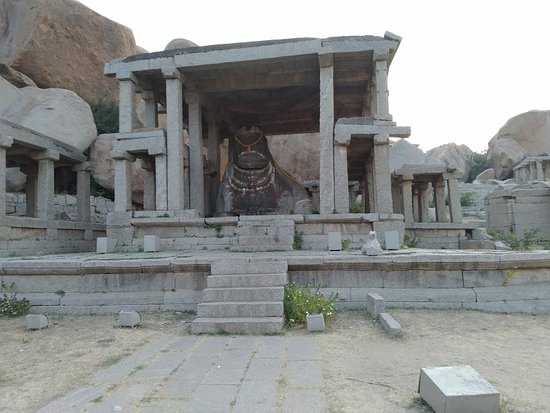 Monolith Bull in Hampi