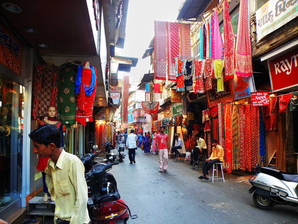 Retail markets in Ahmedabad