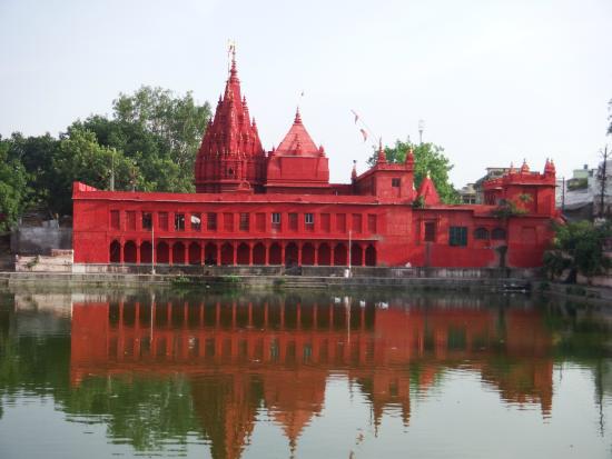 durga temple in varanasi