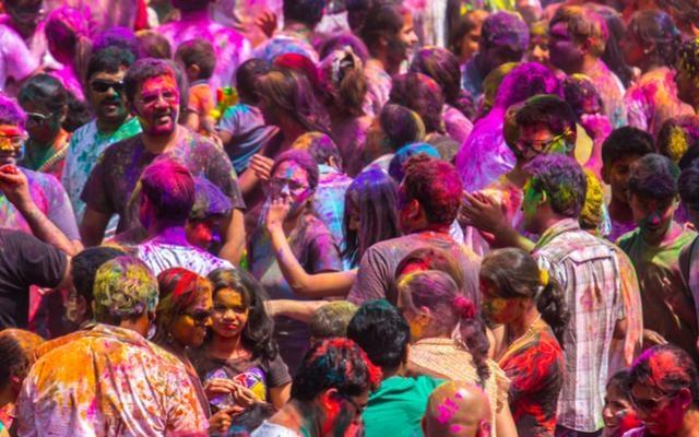 6 Holi Celebrations Places in Delhi NCR in 2022- Time, Destination