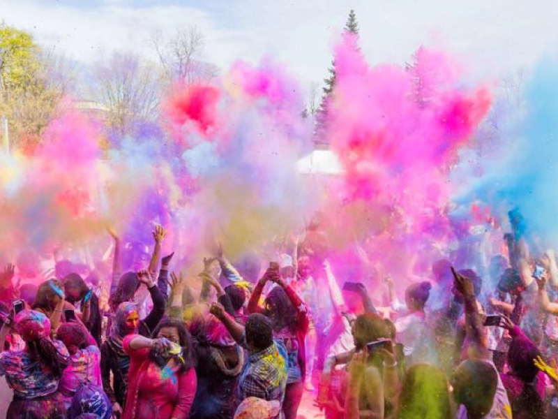 6 Holi Celebrations Places in Delhi NCR in 2022 Time, Destination