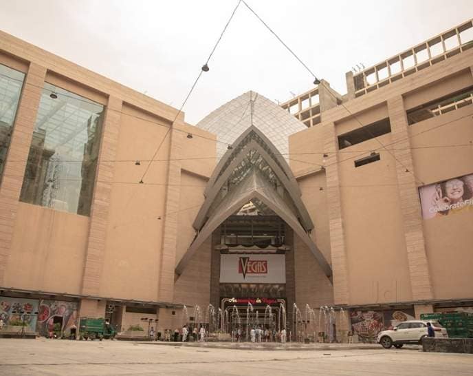 13 Best Malls In Delhi NCR To Unleash Your Shopping Spree