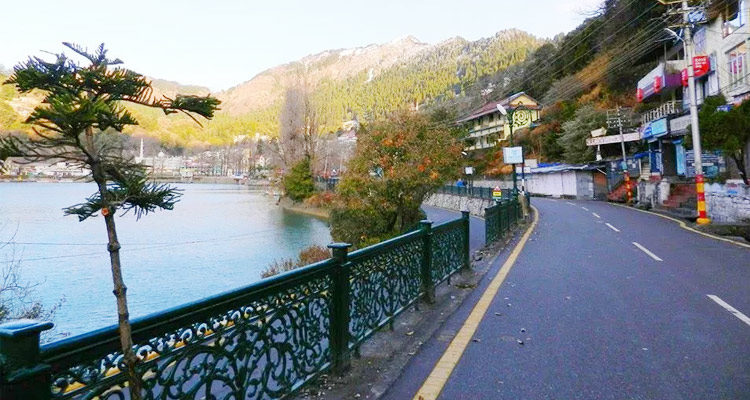 mall road nainital