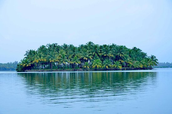 Kavvayi Island