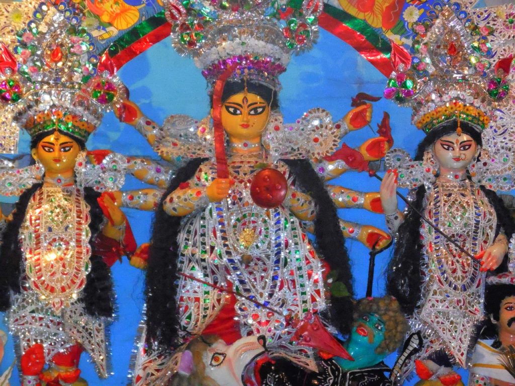 Bhowanipore, De Bari Durga Puja